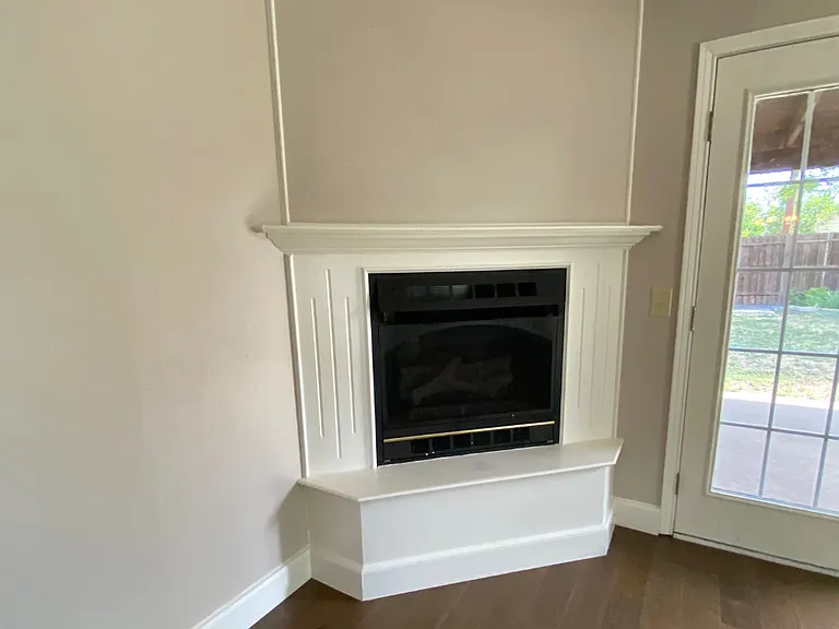 9038 Hillside Dr — Photo 5