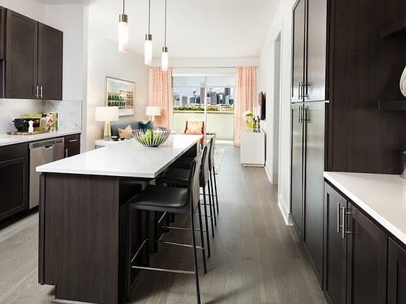 2nd image of 3201 McKinney Ave #602
