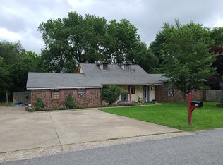 1970 Lewis Ave, Springdale, AR 72762