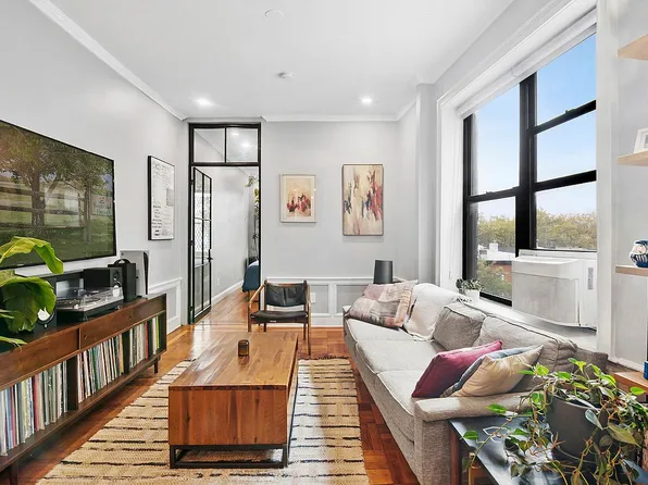 952 Saint Marks Ave APT D7, Brooklyn, NY 11213