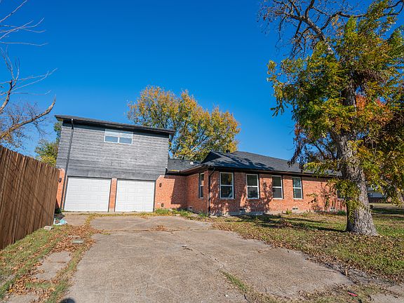 2nd image of 1017 Tosch Ln