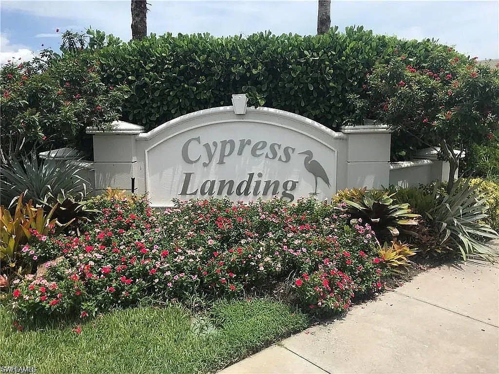 10076 Spyglass Hill Ln — Photo 2