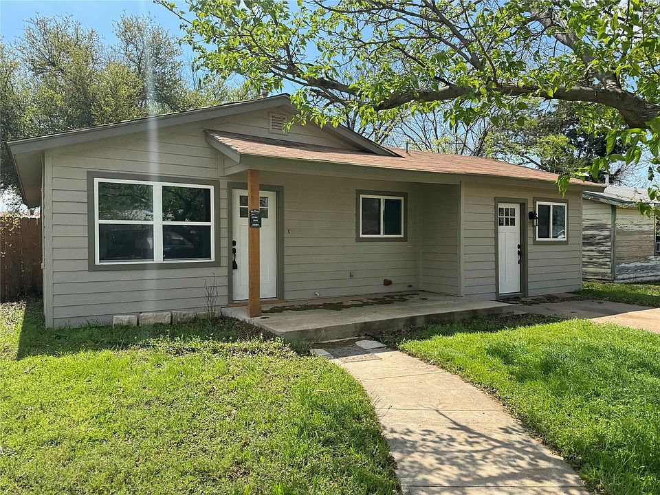 1st image of 2917 Bennett Dr