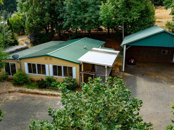 480 Mok St, Yoncalla, OR 97499