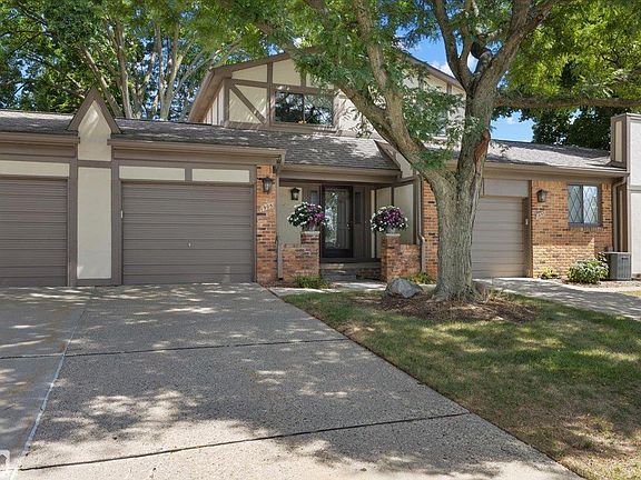 5th image of 1995 Streamwood Dr