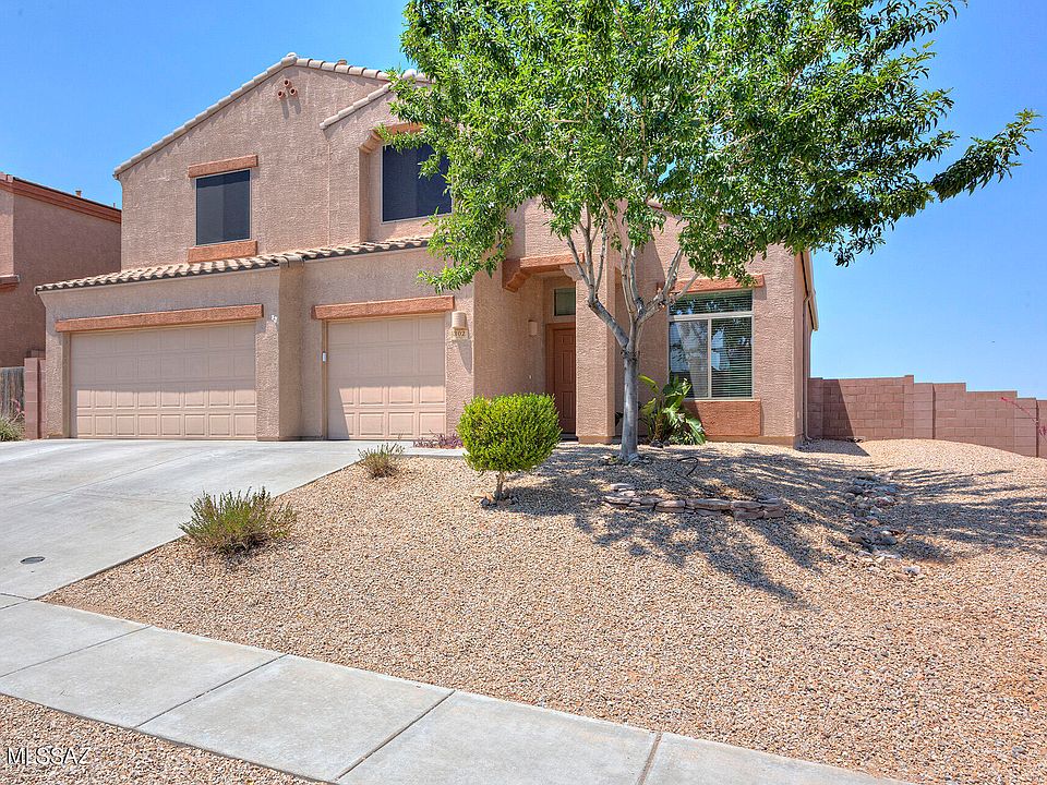 1st image of 302 S Princess Erica Dr