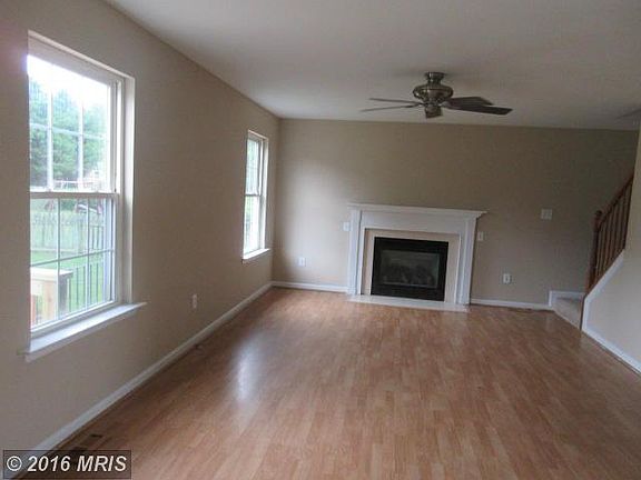 2nd image of 45585 Sunflower St
