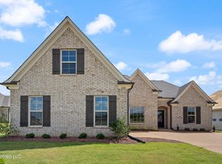 1682 Ryker Rd, Southaven, MS 38672