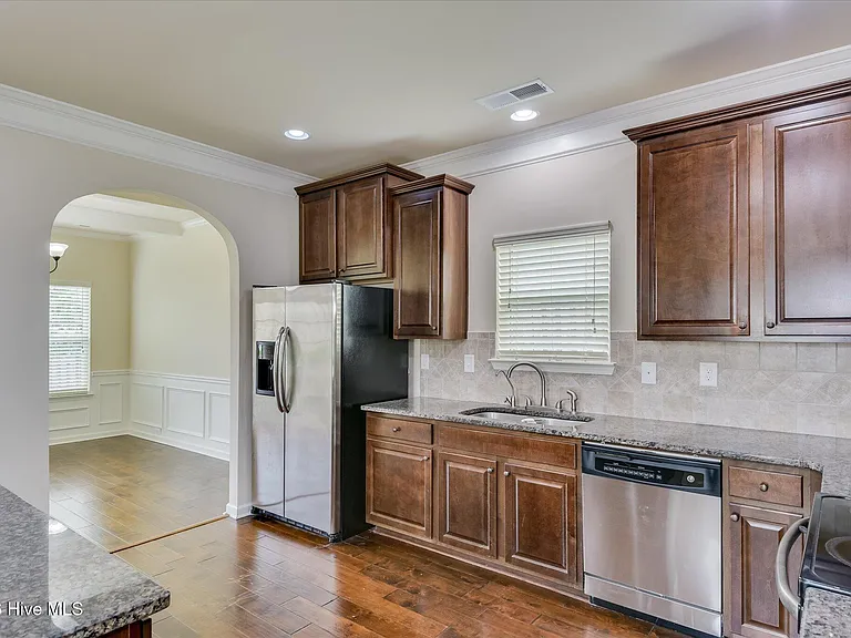 3349 Grove Landing Cir — Photo 9
