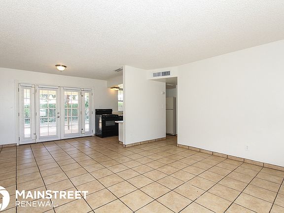 4th image of 8429 W Heatherbrae Dr