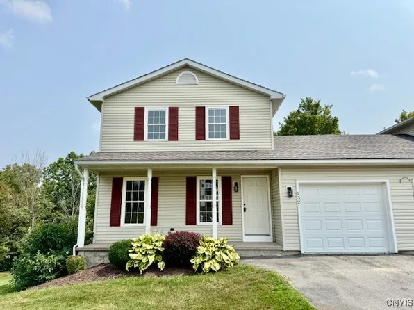 132 Hagan Cir, Oneida, NY 13421