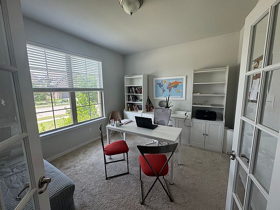 Private office in the entry