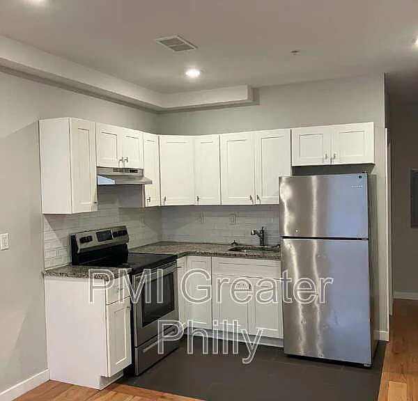 332 N 62nd St #1 — Photo 2