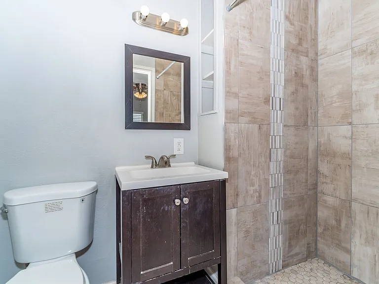 467 Shannon Lee St — Photo 11