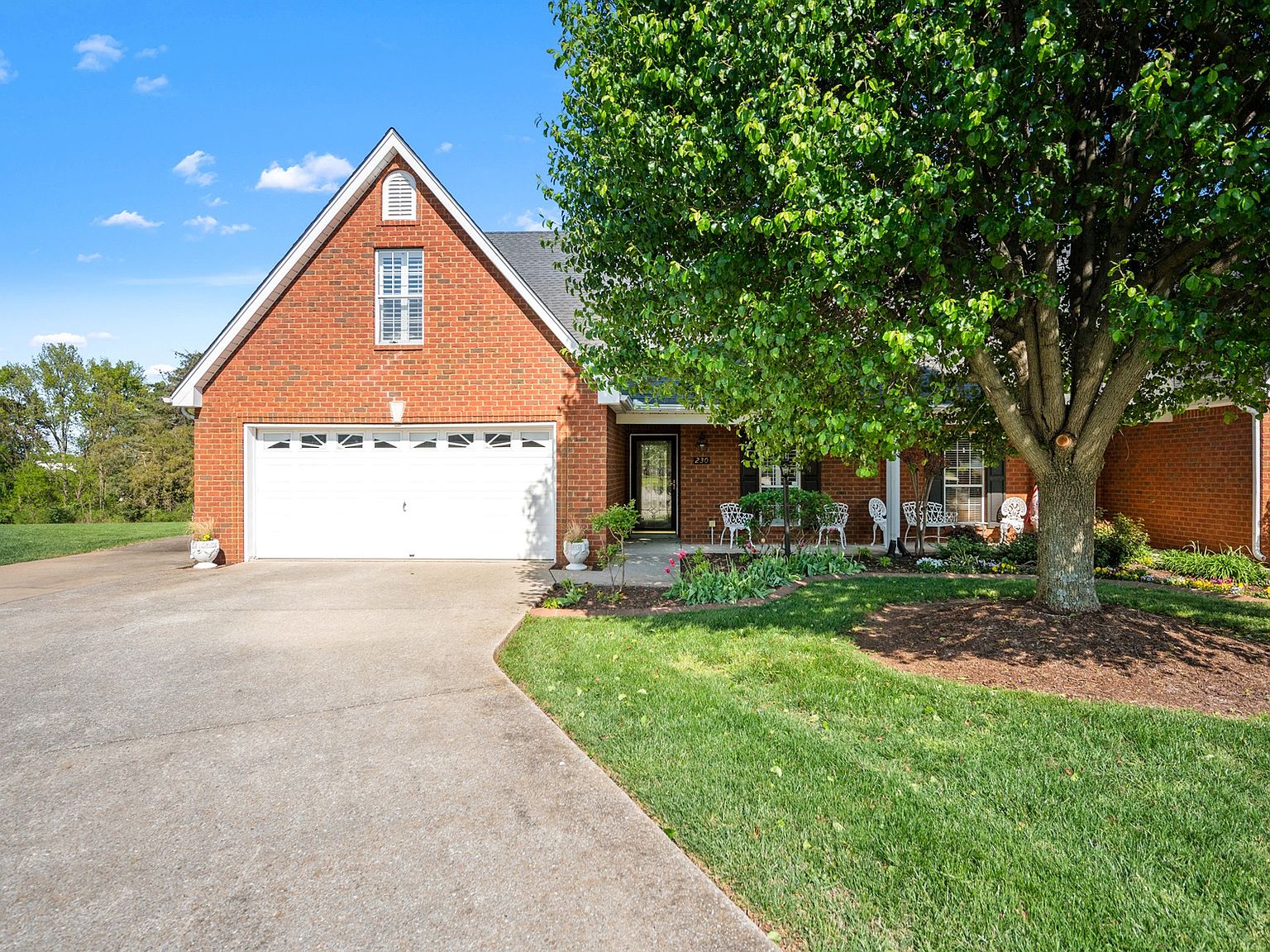 230 Seminole St