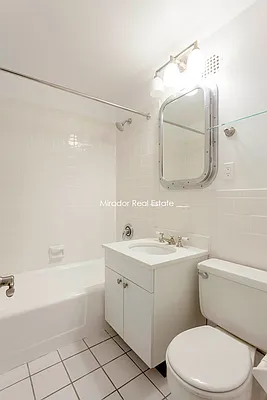 Rented by Mirador Real Estate | media 8