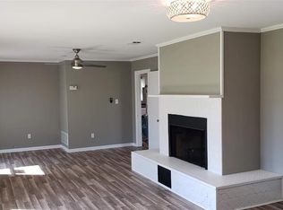 401 E 8th St, Irving, TX 75060