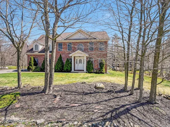 6373 Cherokee Trl, Tobyhanna, PA 18466