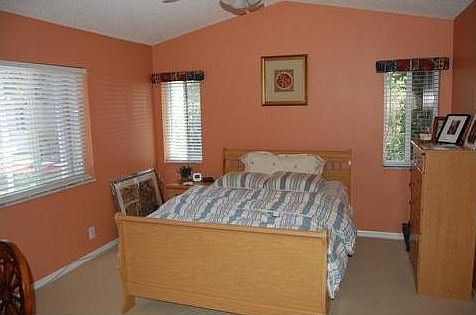4th image of 4282 Greenbriar Ln