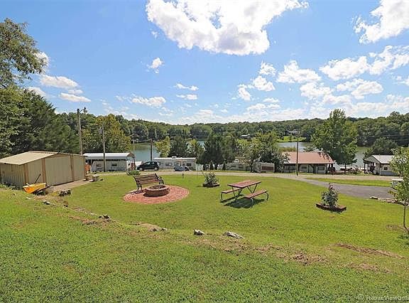 3rd image of 14607 Rock Cliff Dr