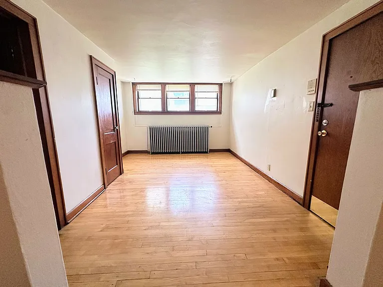 822 Pine St — Photo 5