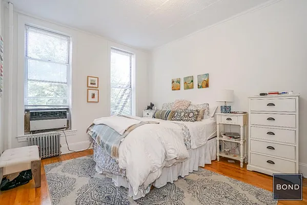 Rented by Bond New York | media 18