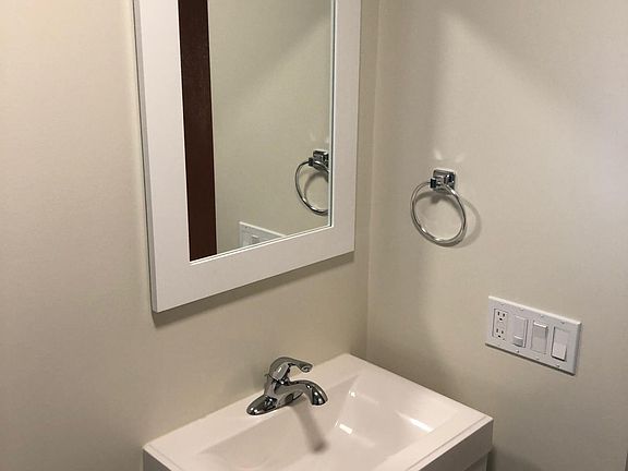 4th image of 2195 Beach St APT 203