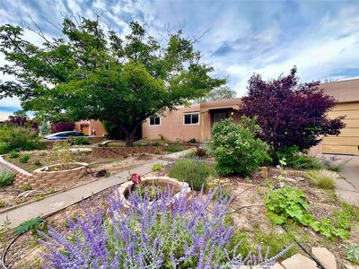 2095 Camino Lado, Santa Fe, NM, 87505