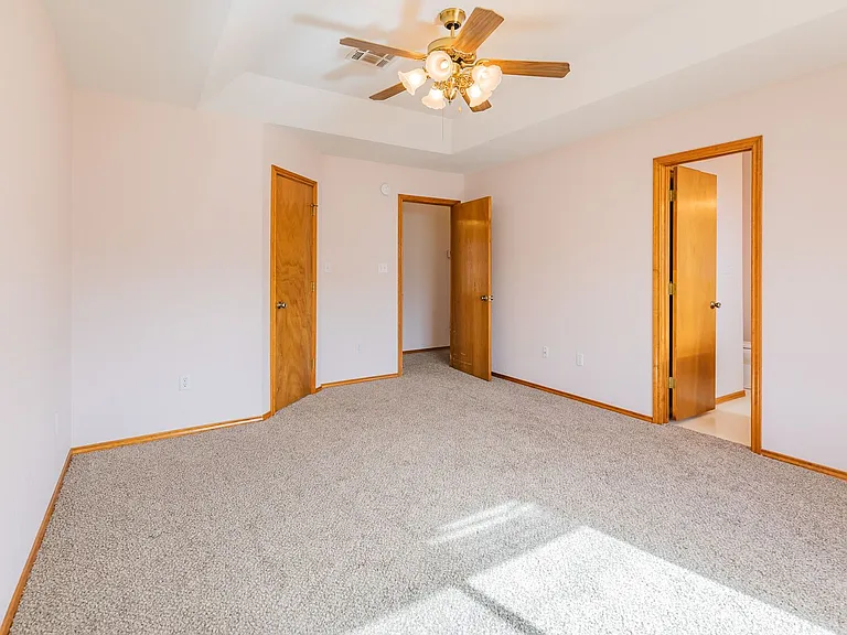 440 Glacier Dr — Photo 25