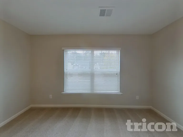 137 Misty Dew Ln — Photo 14