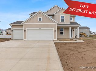 6581 Inwood Ridge Dr NE, Rockford, MI 49341