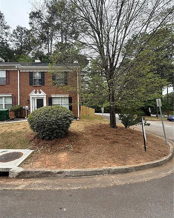 1st image of 578 Hambrick Sq