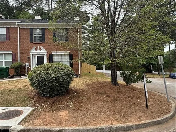 578 Hambrick Sq, Stone Mountain, GA 30083