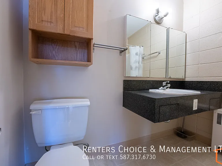 1802 10th Ave S #3 — Photo 7