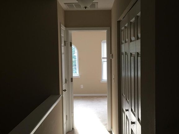 Upstairs hallway: entry to BR2