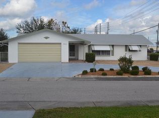 5945 Tern Dr, New Port Richey, FL 34652