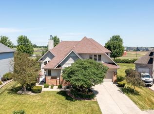 24813 Winterberry Ln, Plainfield, IL 60585