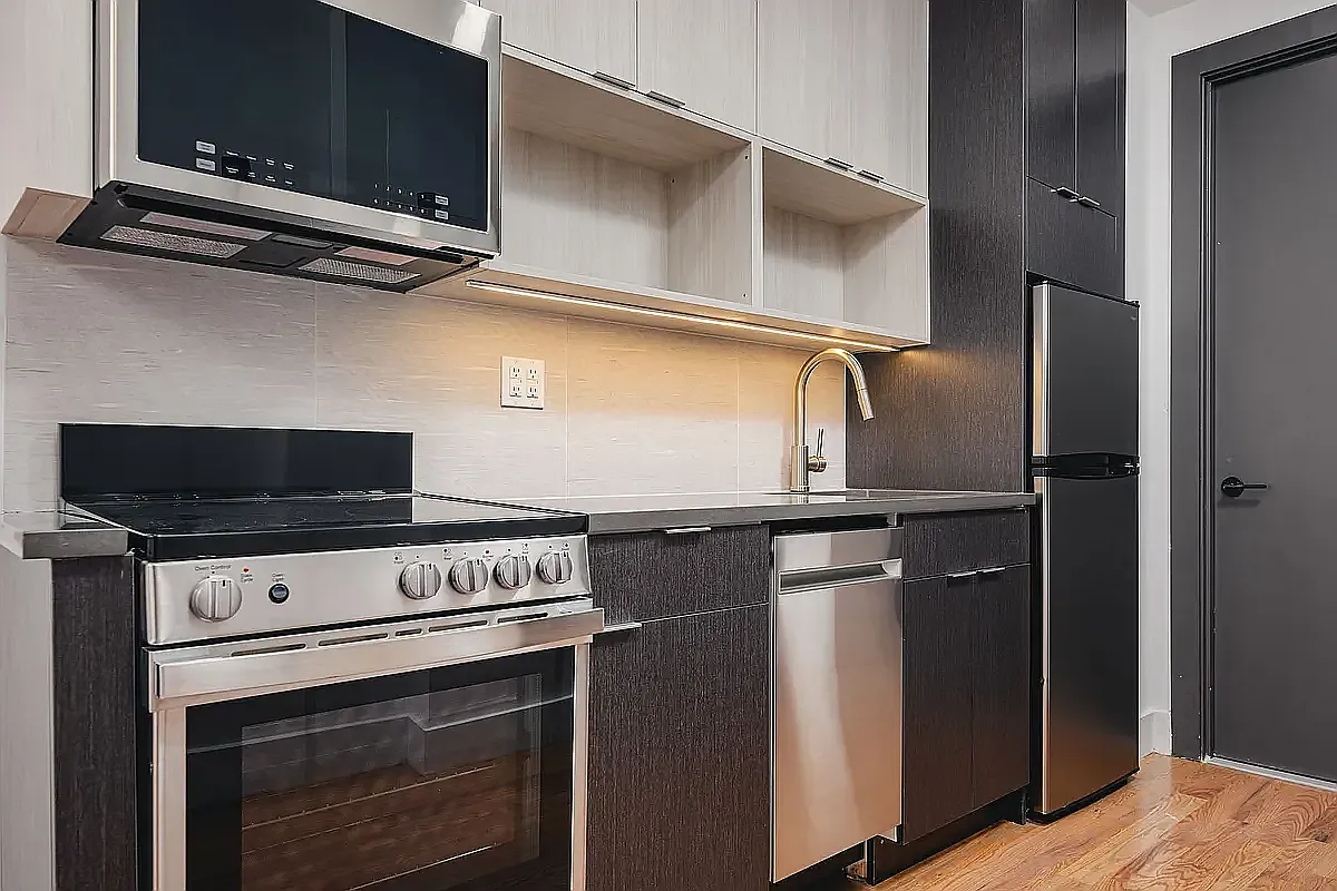 375 Lefferts Avenue — Photo 4