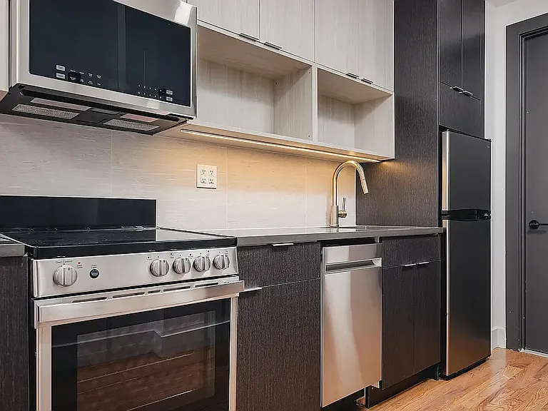 375 Lefferts Ave #6A — Photo 4