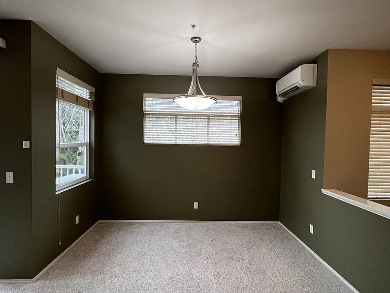 748 241st Ln SE — Photo 5