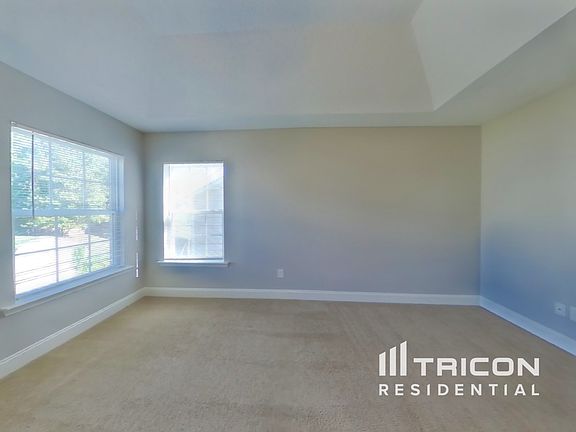 5th image of 4327 Stone Mountain Dr