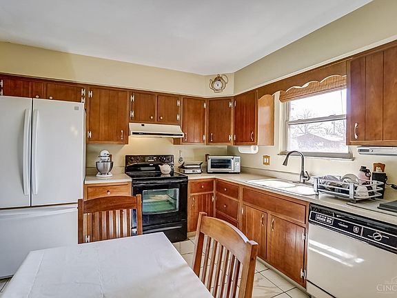 3rd image of 3367 Wheatcroft Dr