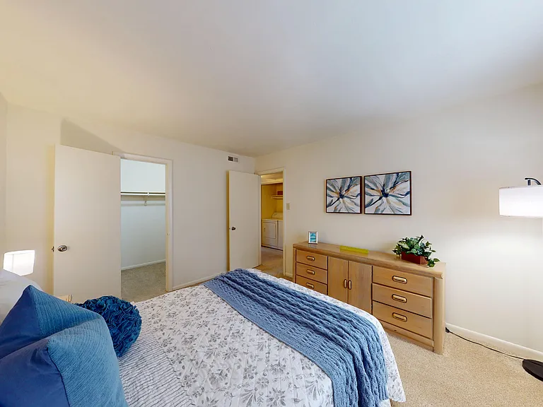 Bayview Terrace Apartments — Photo 11
