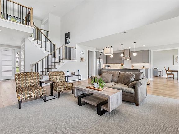 4th image of 1539 McCullough Ln