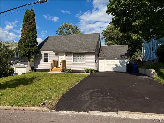 2nd image of 133 Croly St