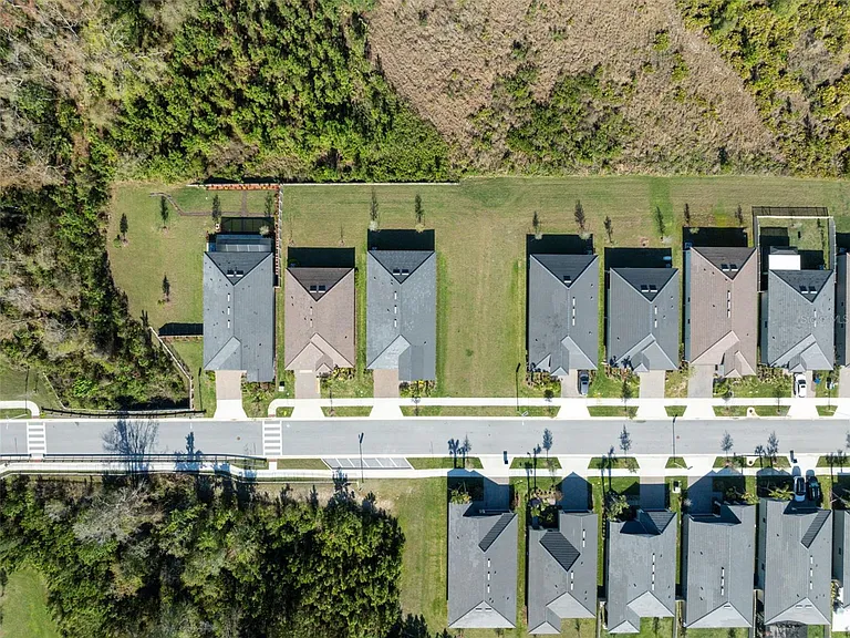 16787 Shell Bay Dr — Photo 40