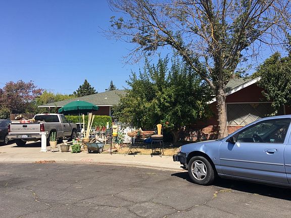 2nd image of 1445 Glen Aulen Dr