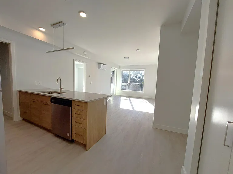 494 Goldstream Ave — Photo 48
