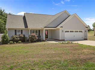 152 Goose Creek Cir, Dunn, NC 28334