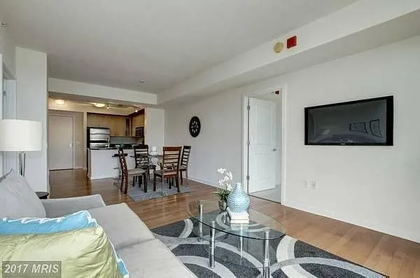 475 K St NW #830 — Photo 5